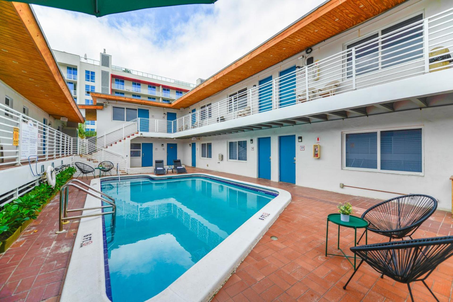Spacious With Balcony And Parking At The -m46